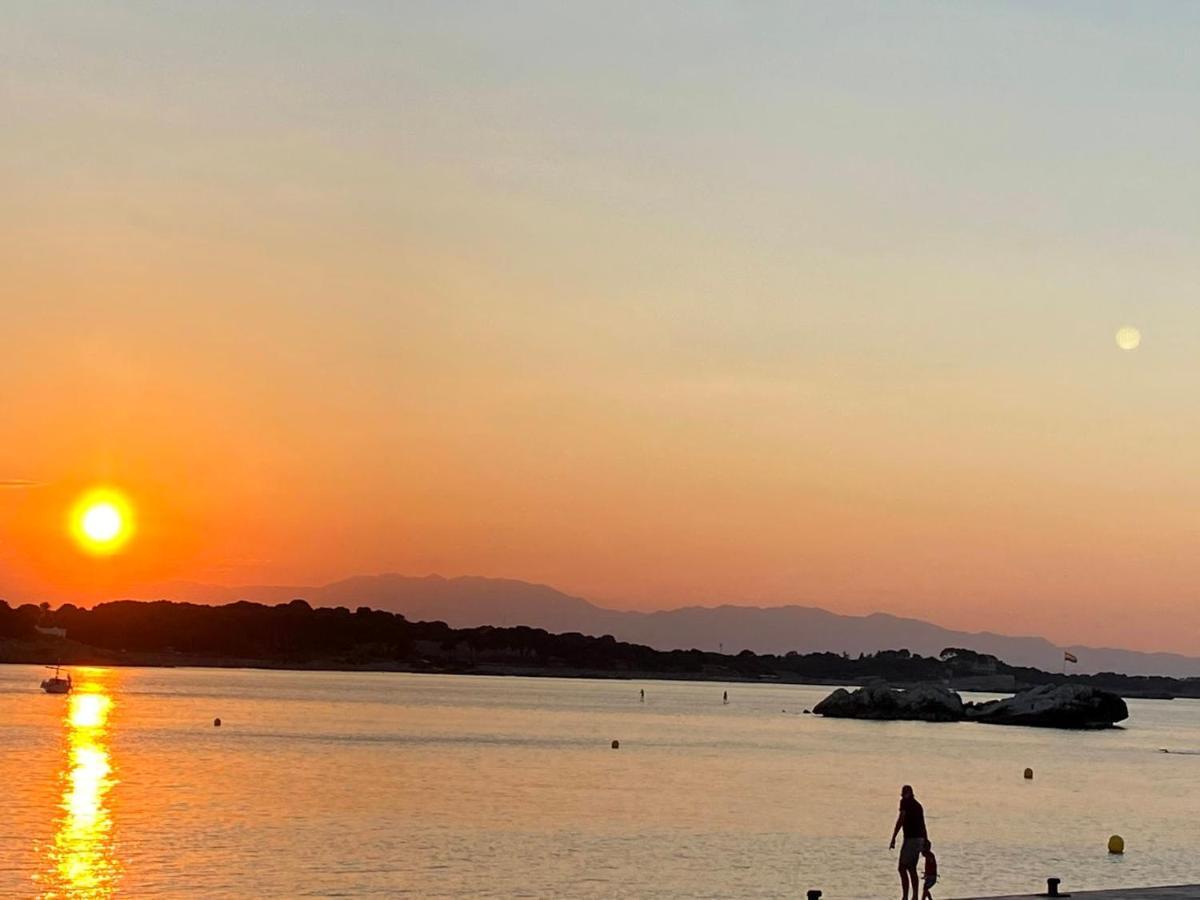 Apartamentos Stil Mar Anna - L'Escala Stil Mar Anna Calm ภายนอก รูปภาพ
